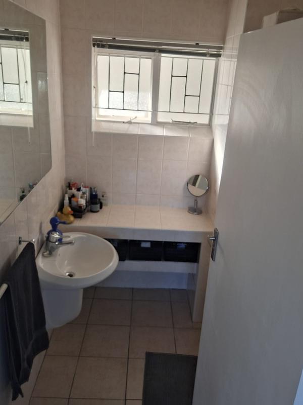 2 Bedroom Property for Sale in Gardens Western Cape